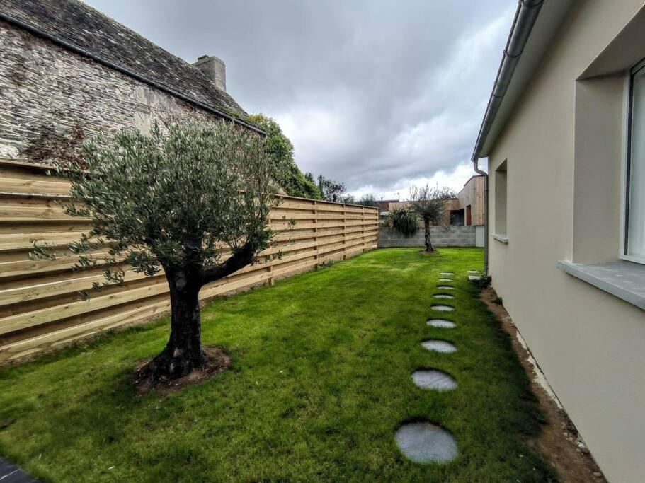 Villa A 900M Des Plages Locquirec Exterior photo